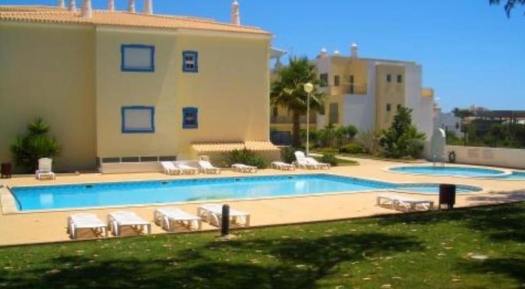 Flamingo'S Apartment W/ 2 Swimming Pool อัลบูเฟรา ภายนอก รูปภาพ